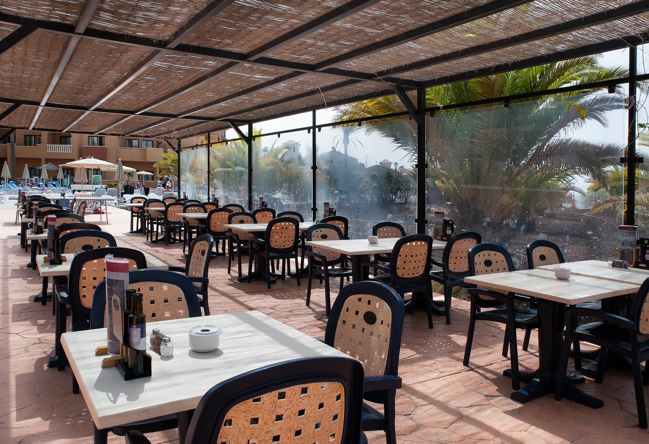 Grand Muthu Golf Plaza Hotel & Spa San Miguel de Abona Buitenkant foto A restaurant in Israel