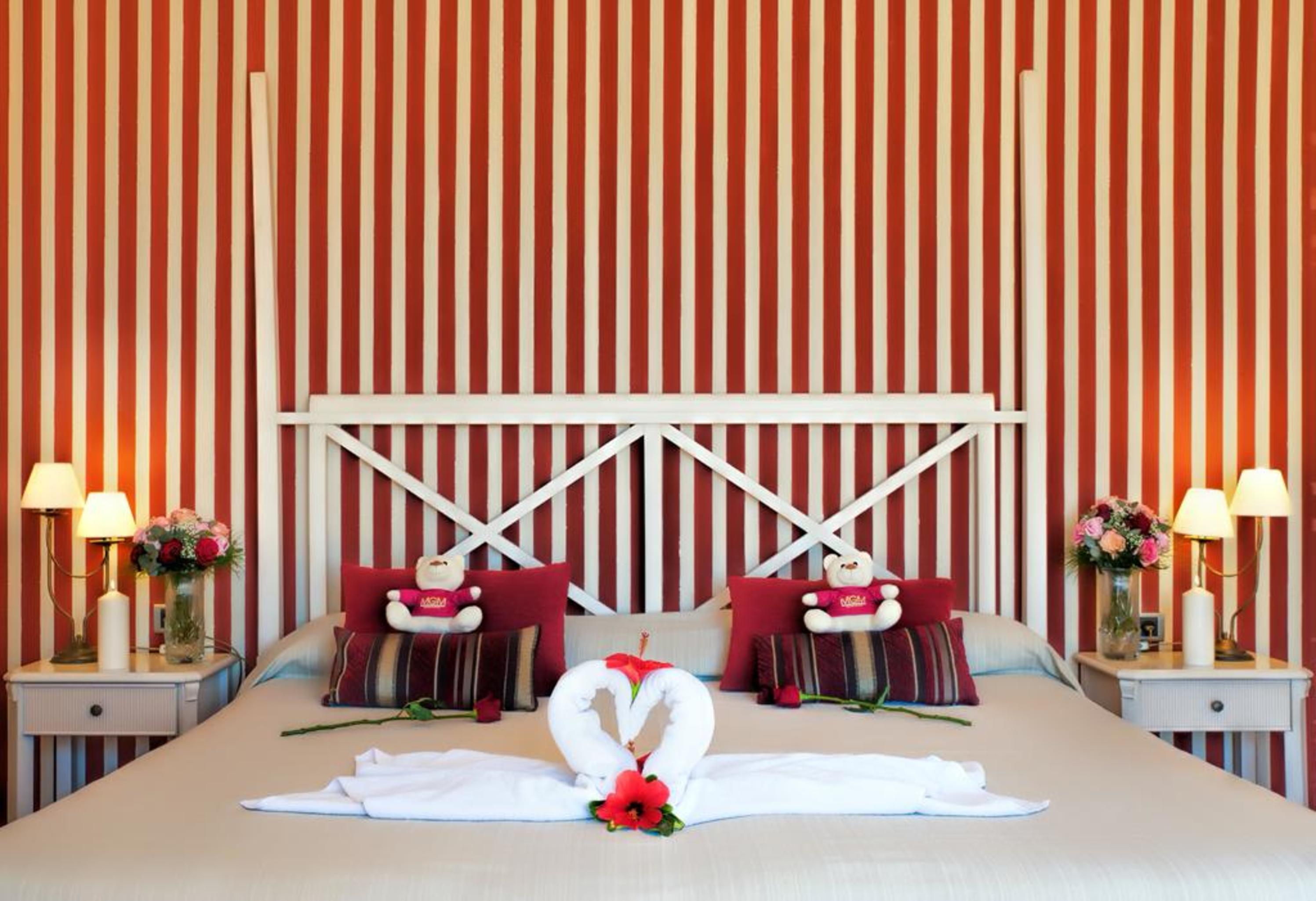 Grand Muthu Golf Plaza Hotel & Spa San Miguel de Abona Buitenkant foto A bedroom at the hotel