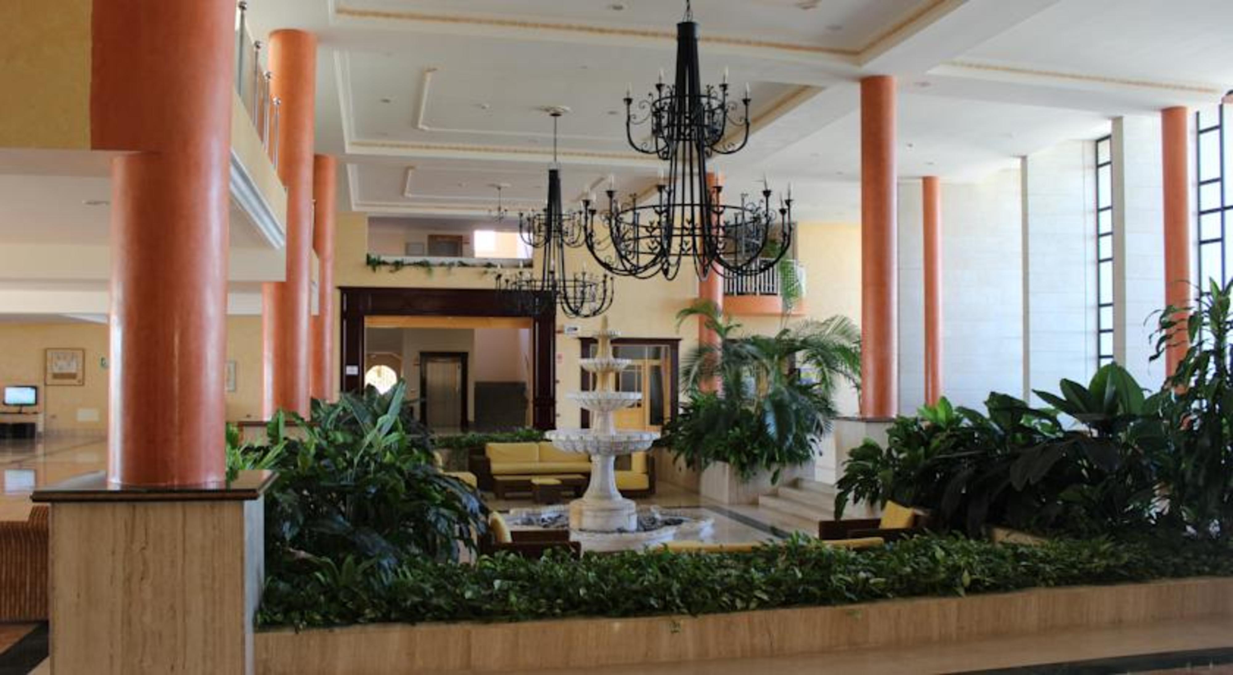 Grand Muthu Golf Plaza Hotel & Spa San Miguel de Abona Buitenkant foto Lobby