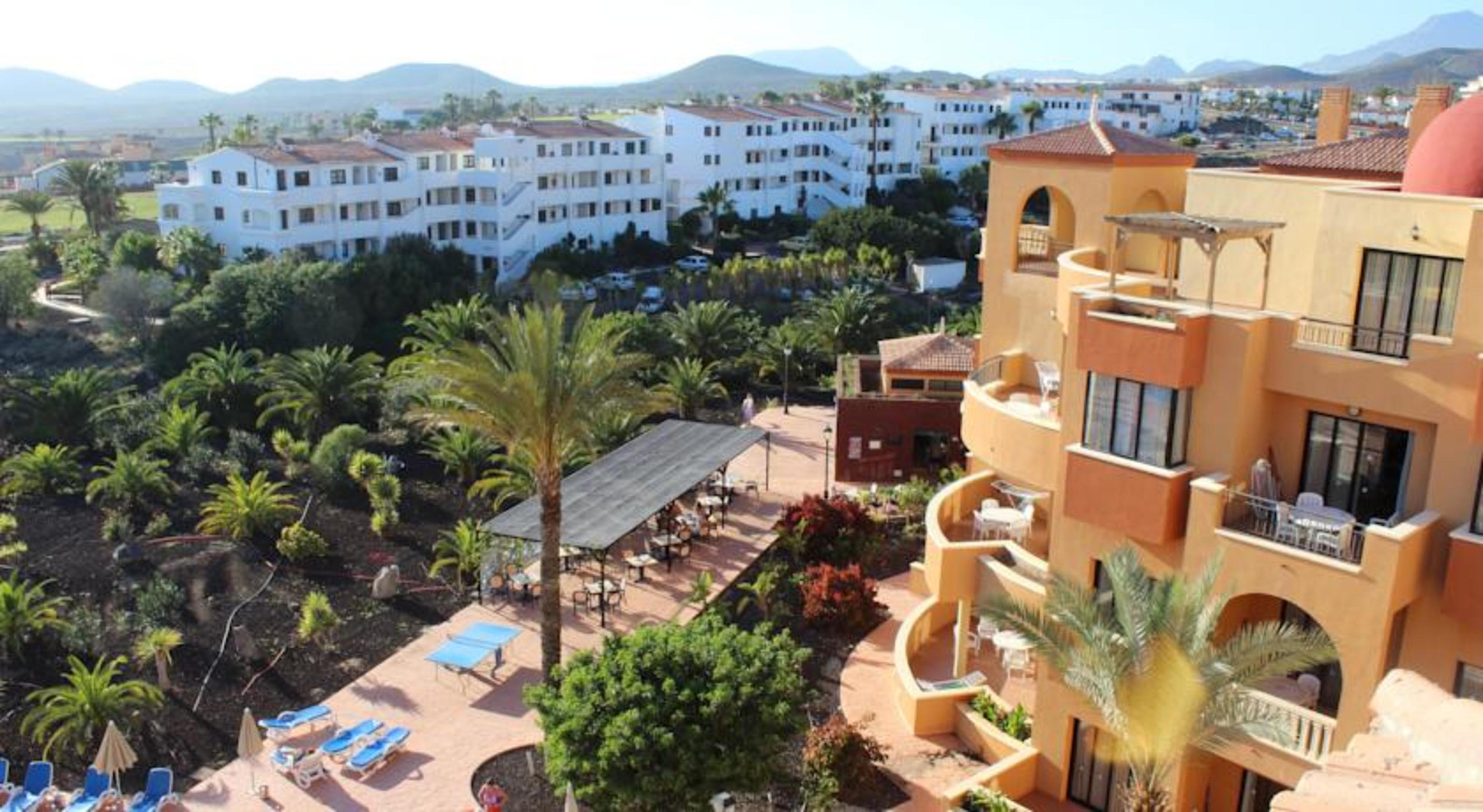 Grand Muthu Golf Plaza Hotel & Spa San Miguel de Abona Buitenkant foto Hotels in Magaluf